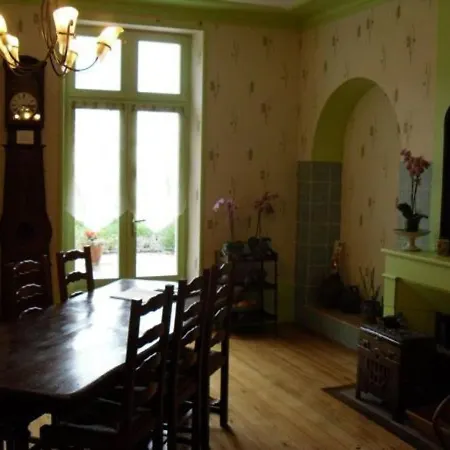 Frühstückspension Maison De Charme Avec Terrain - 4 Chambres, Terrasse Et Salon Confort - Pays De Jeanne D'arc - Fr-1-585-130 3*