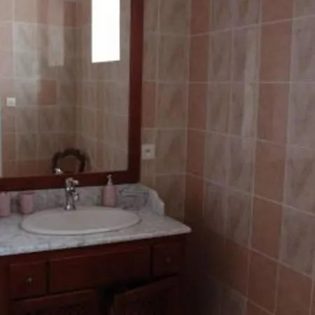 Maison De Charme Avec Terrain - 4 Chambres, Terrasse Et Salon Confort - Pays De Jeanne D'arc - Fr-1-585-130 3*